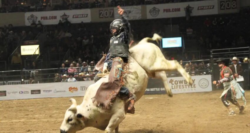 Yavapai Bottle Gas Mortensen Bull Riding Invitational 2024